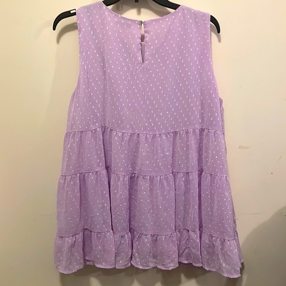Lavender sleeveless top - Picture 2 of 2